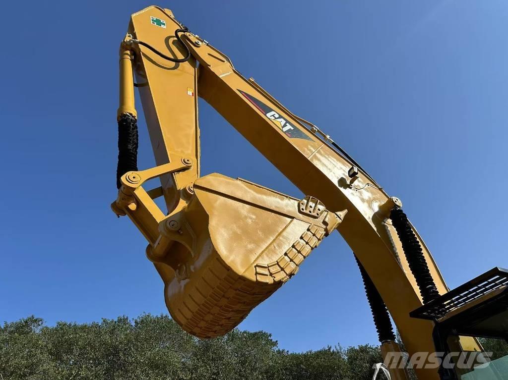 CAT 330 C L Paletli ekskavatörler