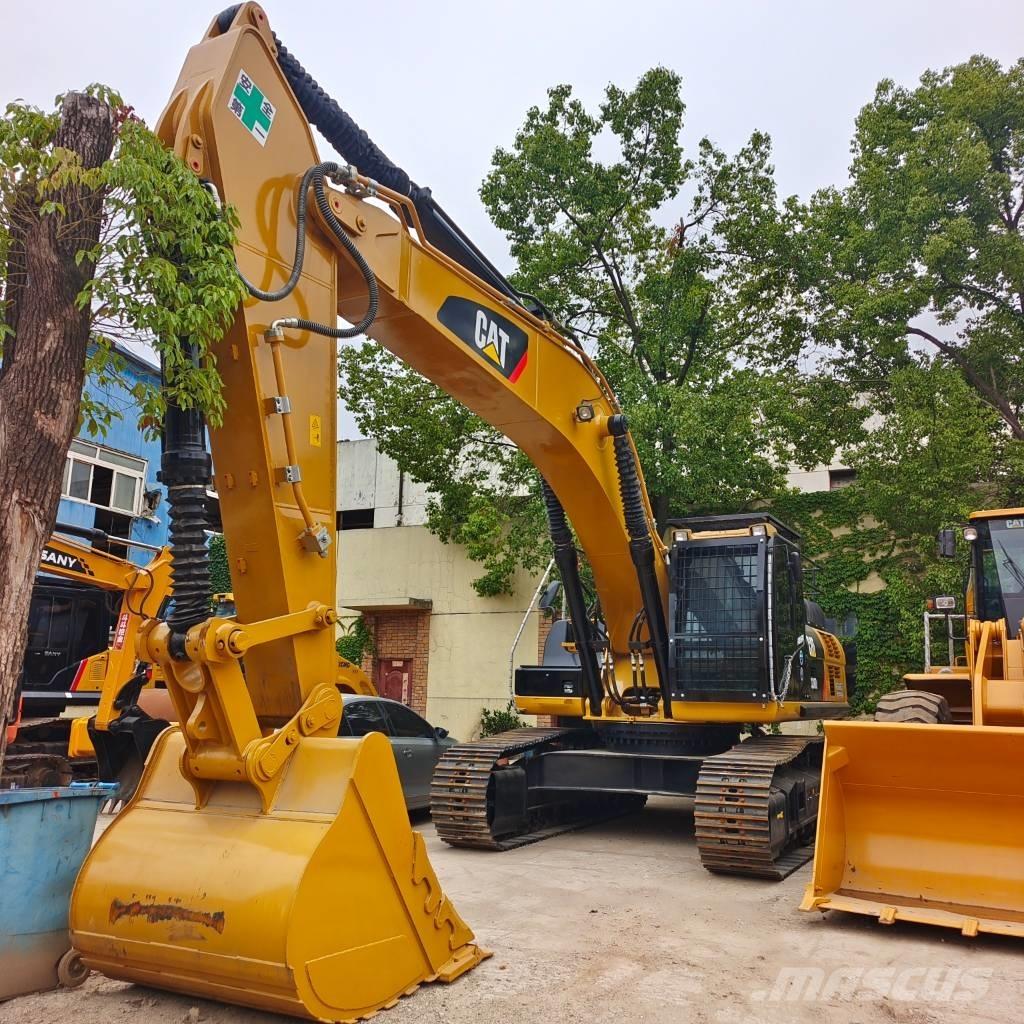 CAT 336 D2L Paletli ekskavatörler