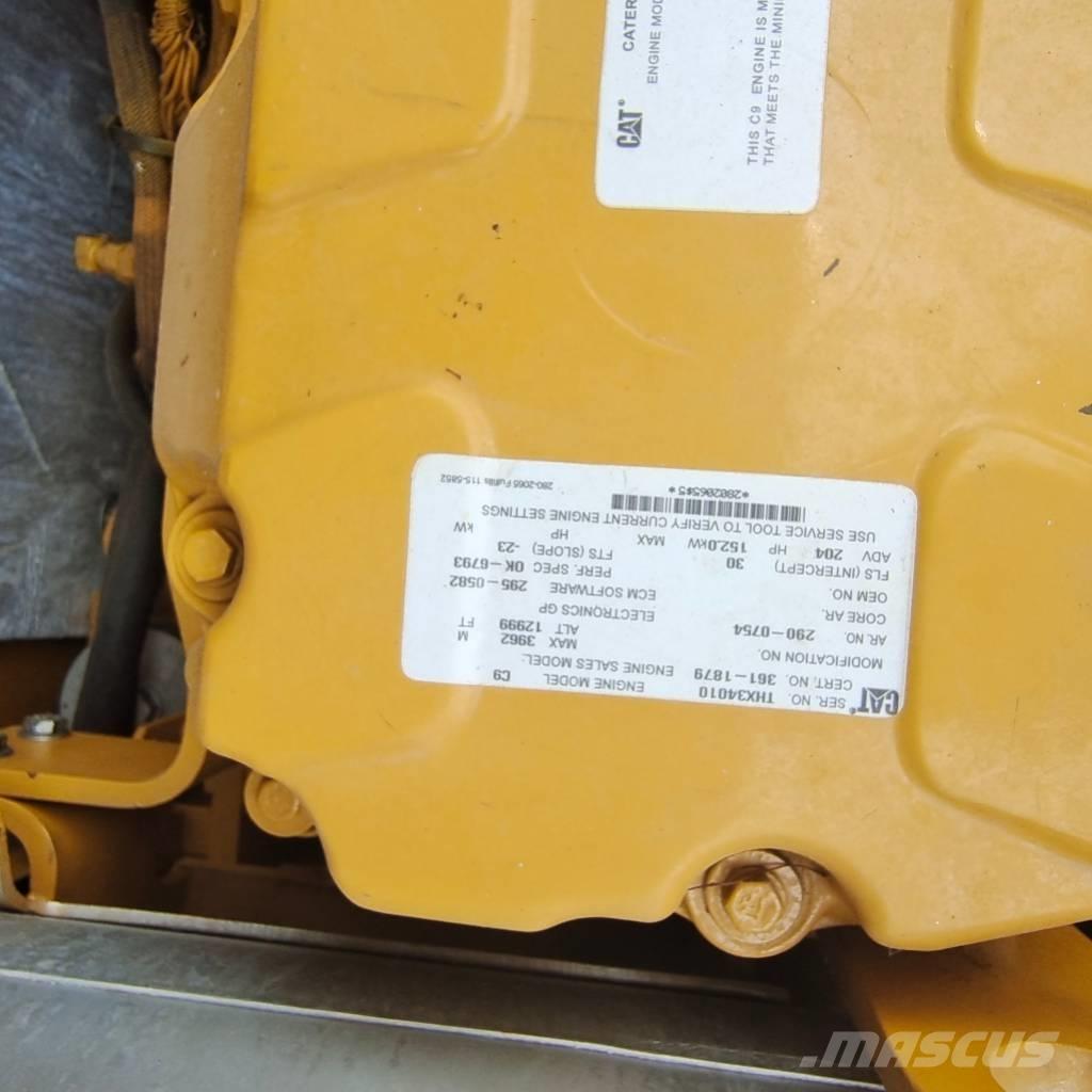 CAT 336 D2L Paletli ekskavatörler