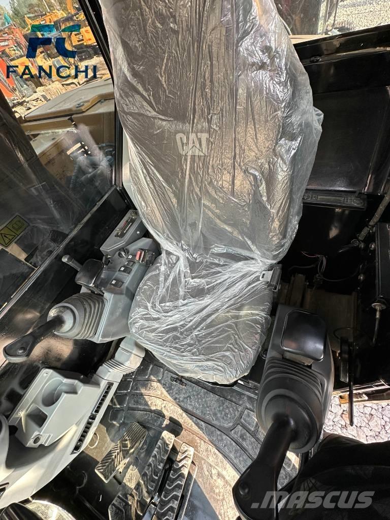 CAT 308 E Paletli ekskavatörler