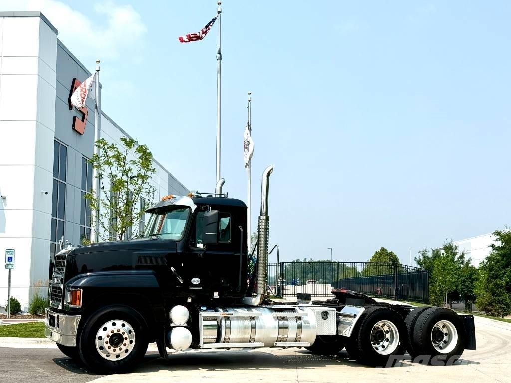 Mack Pinnacle Çekiciler