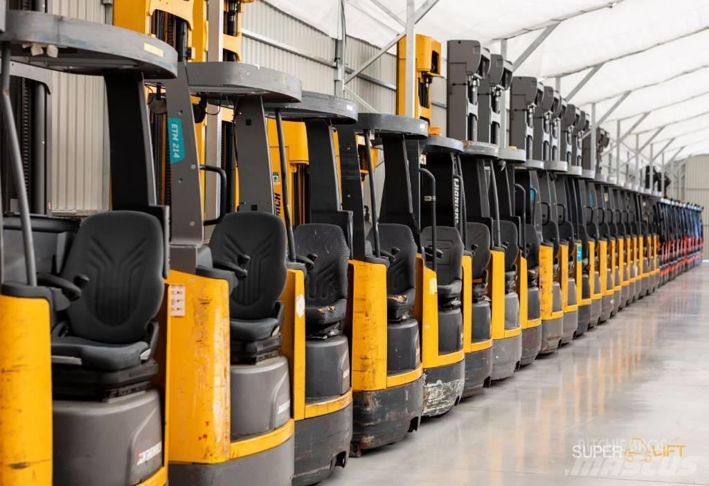 Jungheinrich ETV216 Reach truck - depo içi istif araçları