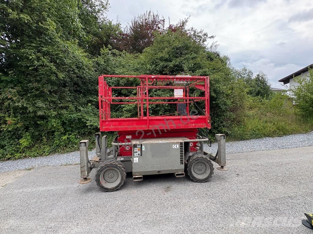SkyJack SJ 6832 RT Makasli platformlar
