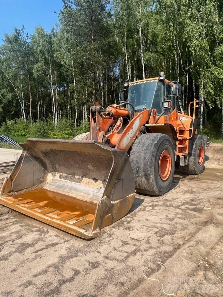 Doosan 420 Tekerlekli yükleyiciler