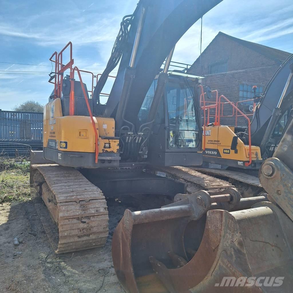 Volvo ECR 355 E Paletli ekskavatörler