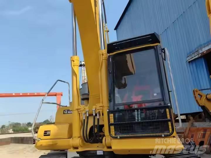 Komatsu PC300 Paletli ekskavatörler