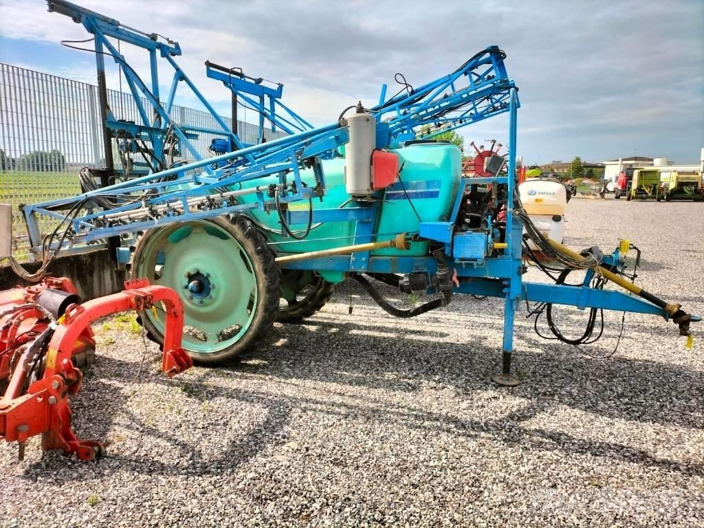 Berthoud ALBA V 2200 Sıvı gübre serpme makineleri