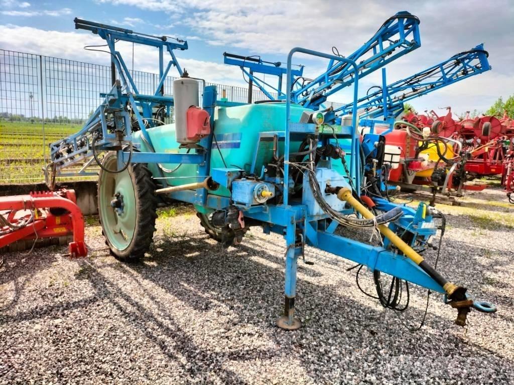Berthoud ALBA V 2200 Sıvı gübre serpme makineleri
