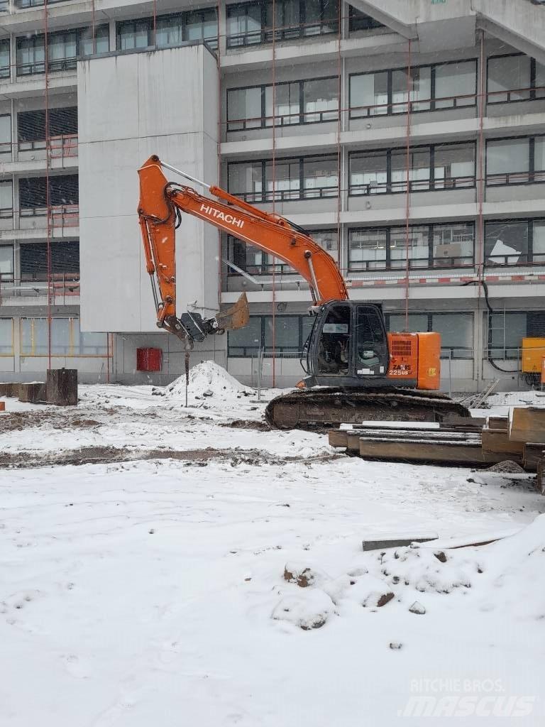  ICE Hitachi 328 B Kazik ve ankraj makinalari