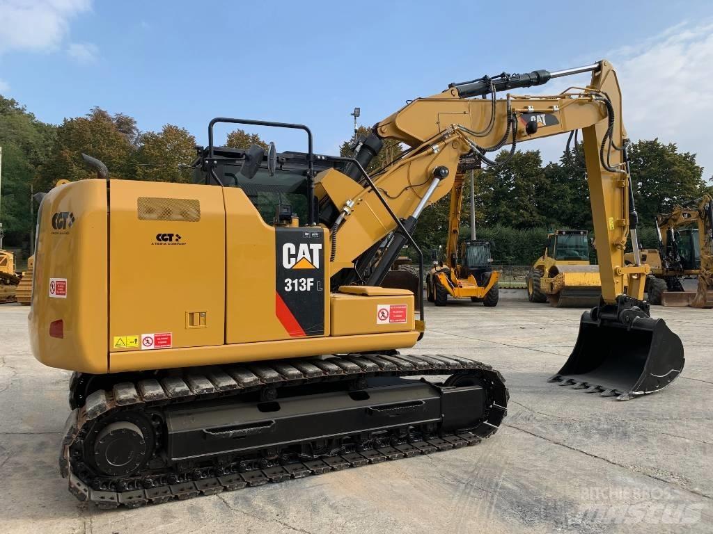 CAT 313 F L Paletli ekskavatörler