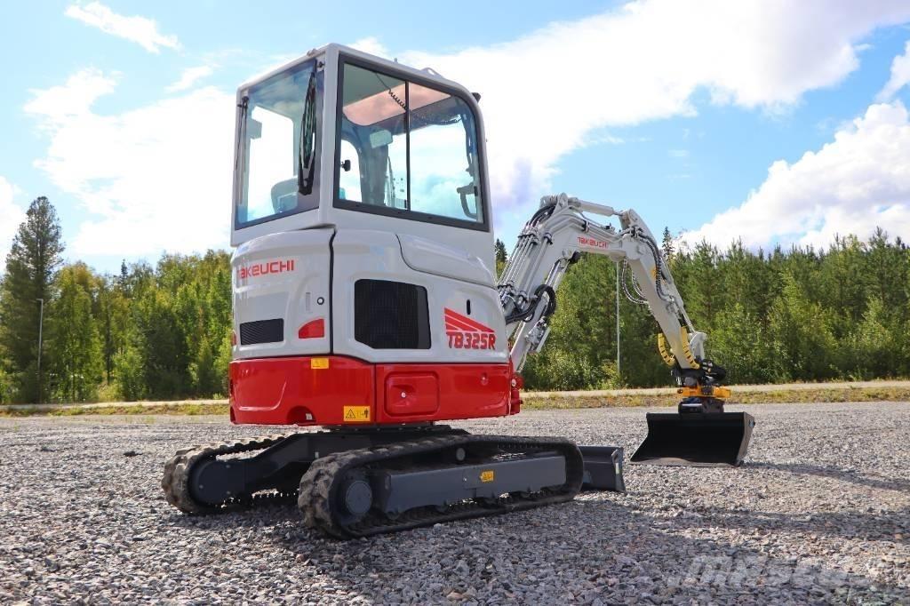 Takeuchi TB325R Mini ekskavatörler, 7 tona dek