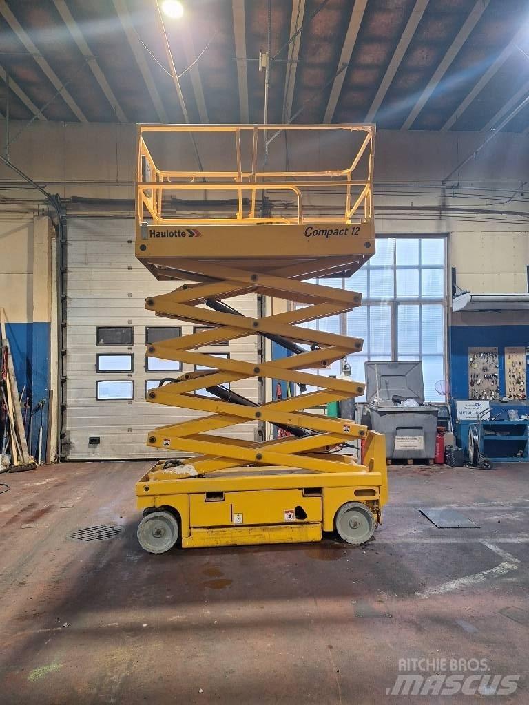 Haulotte Compact 12 Makasli platformlar