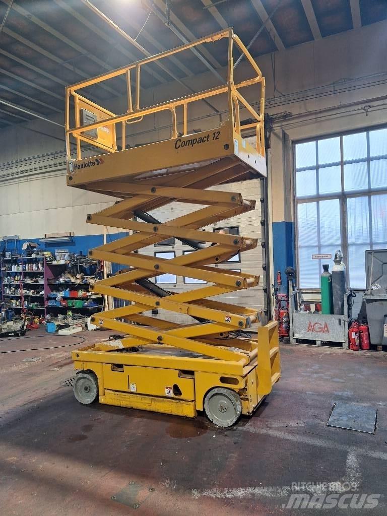 Haulotte Compact 12 Makasli platformlar