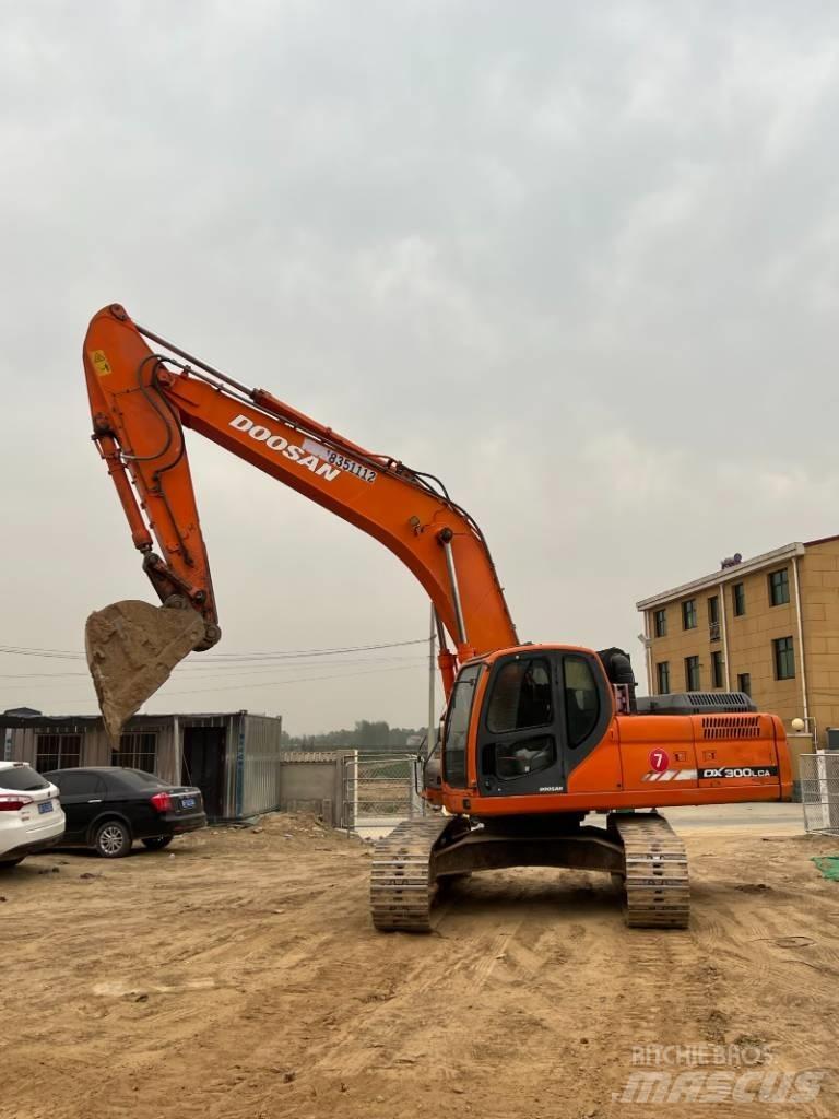 Doosan DX300LCA Paletli ekskavatörler