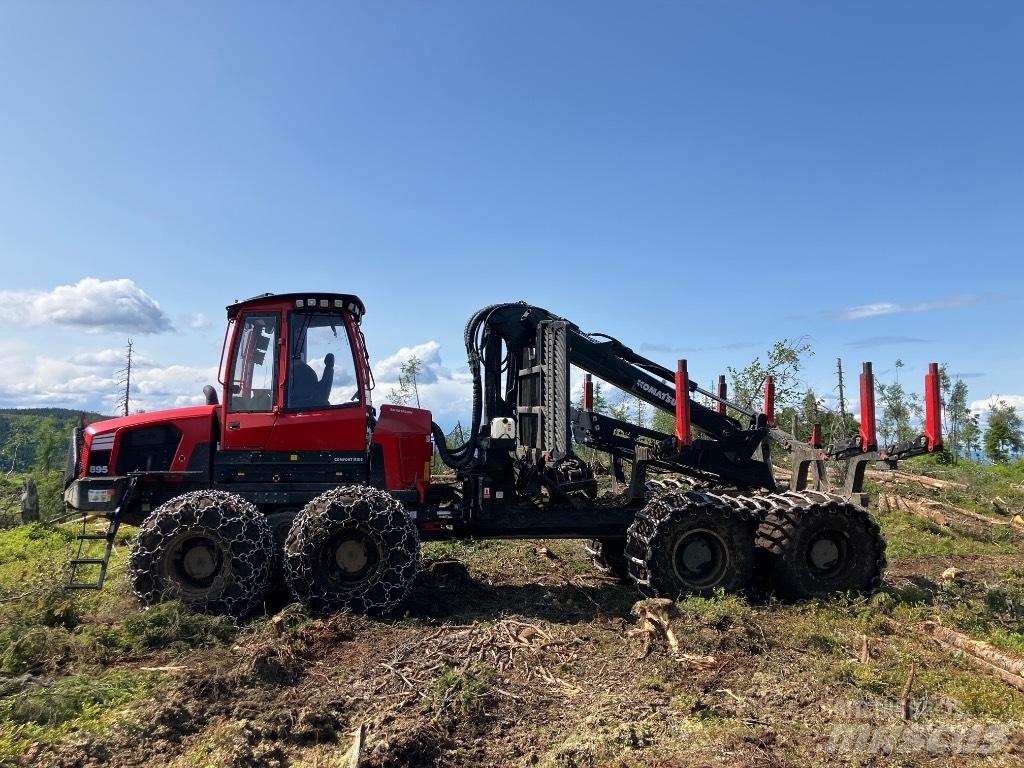 Komatsu 895 Tomruk yükleyici traktörler