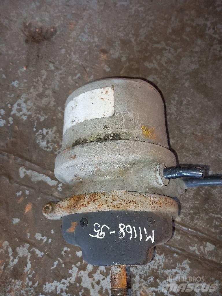 MAN TGS  81504109868 Frenler