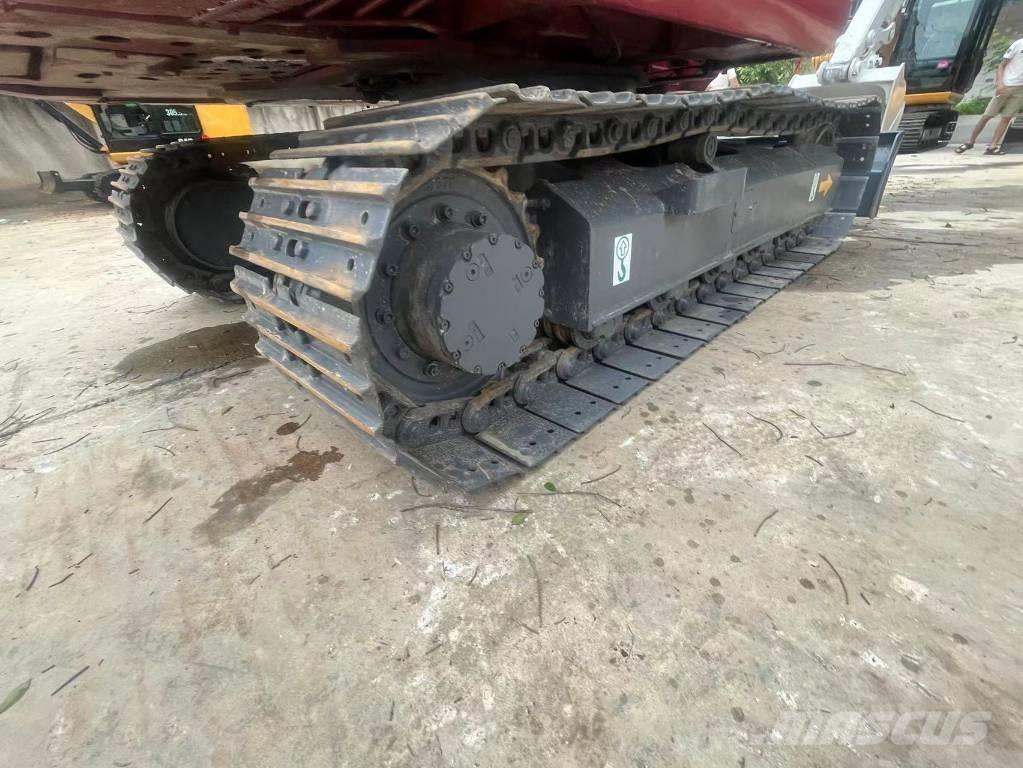 Takeuchi TB180C Paletli ekskavatörler