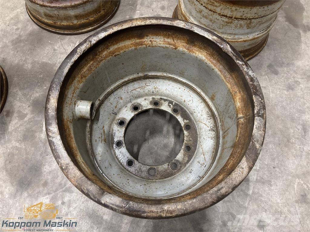 Valmet 860 24x26,5 Lastikler