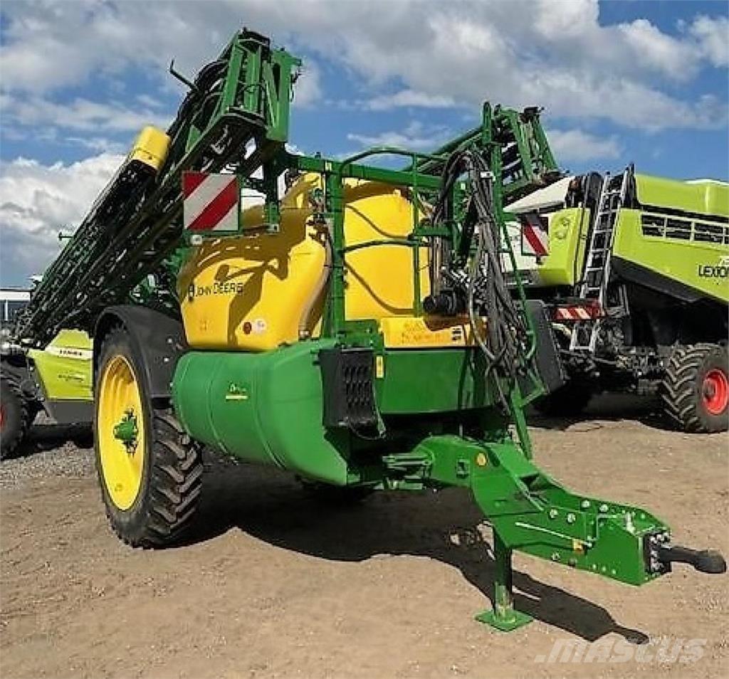 John Deere R740i Çekilir pülverizatörler