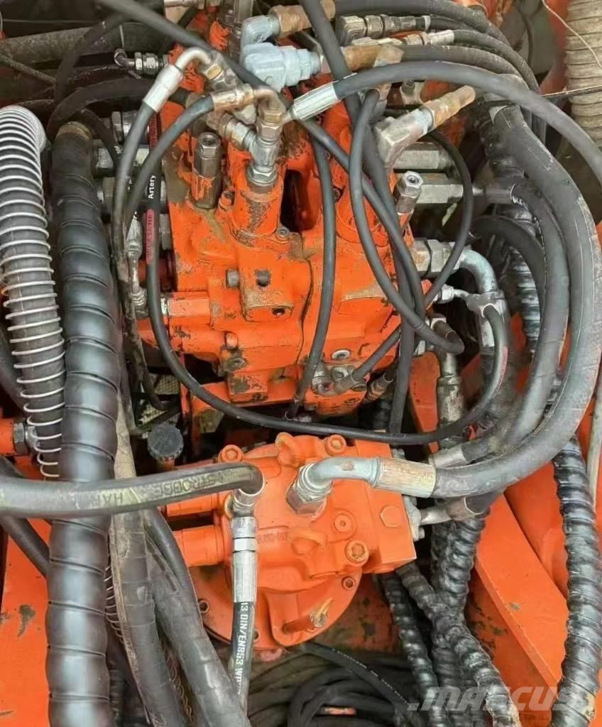 Doosan DH150W Lastik tekerli ekskavatörler