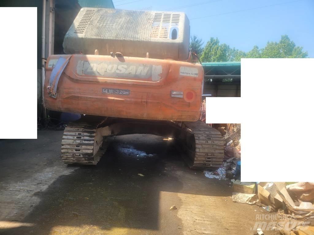 Doosan DX 300 LCA Paletli ekskavatörler