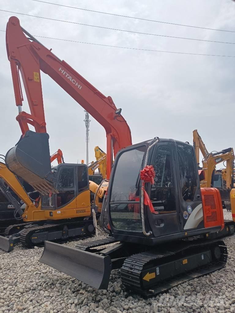 Hitachi ZX 60 Paletli ekskavatörler