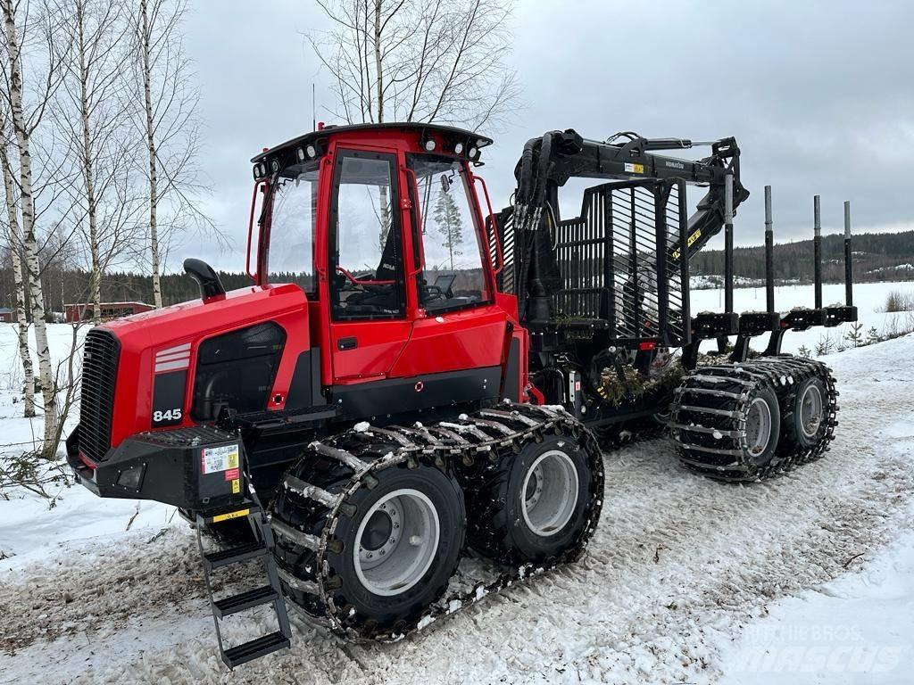 Komatsu 845 Tomruk yükleyici traktörler