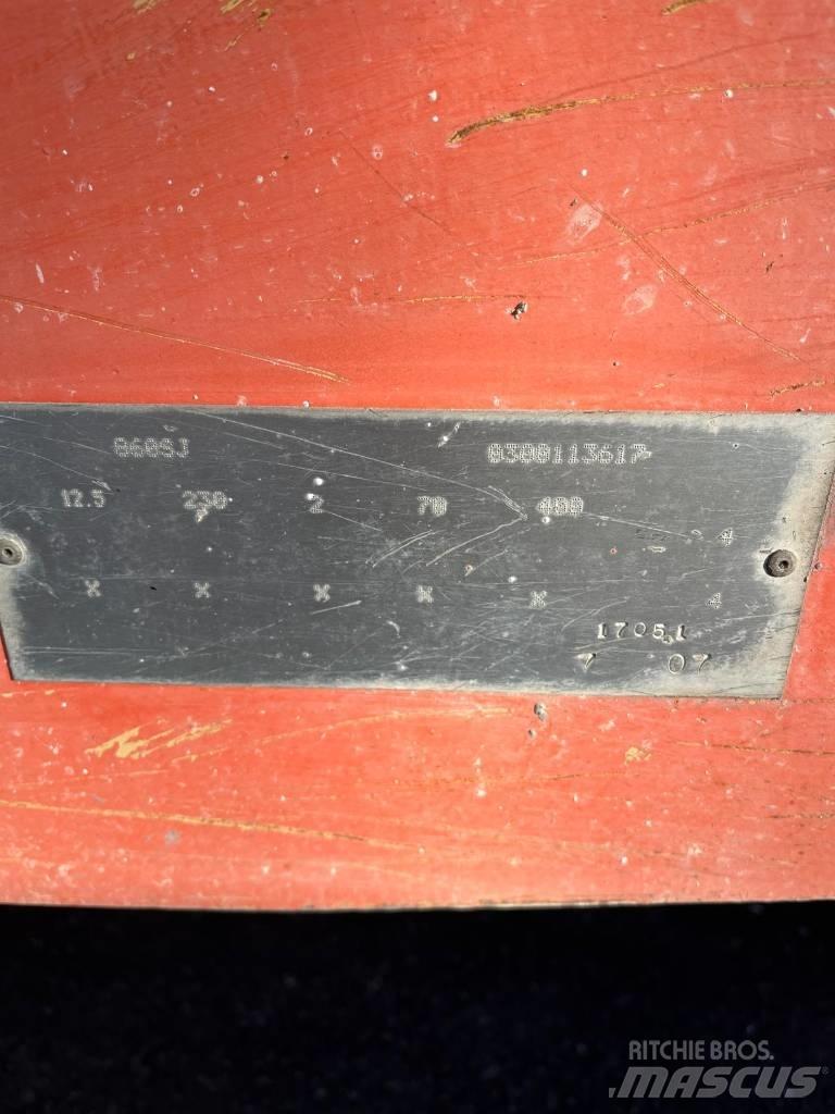 JLG 860 SJ Teleskopik personel platformları