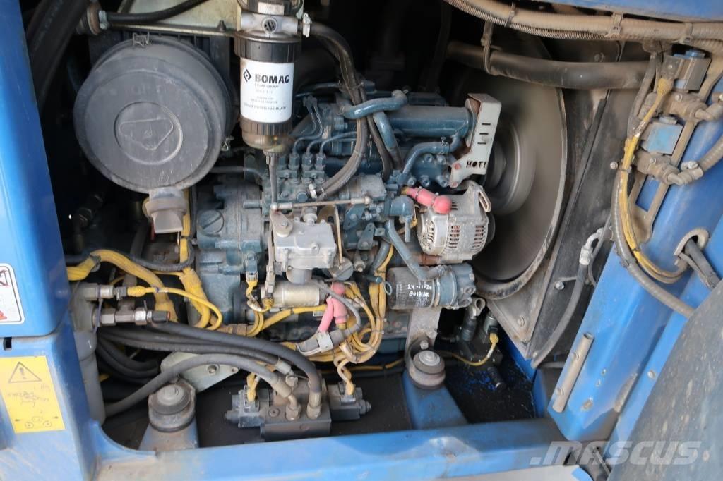 Bomag BW 154 AP-4 Çift tamburlu silindirler