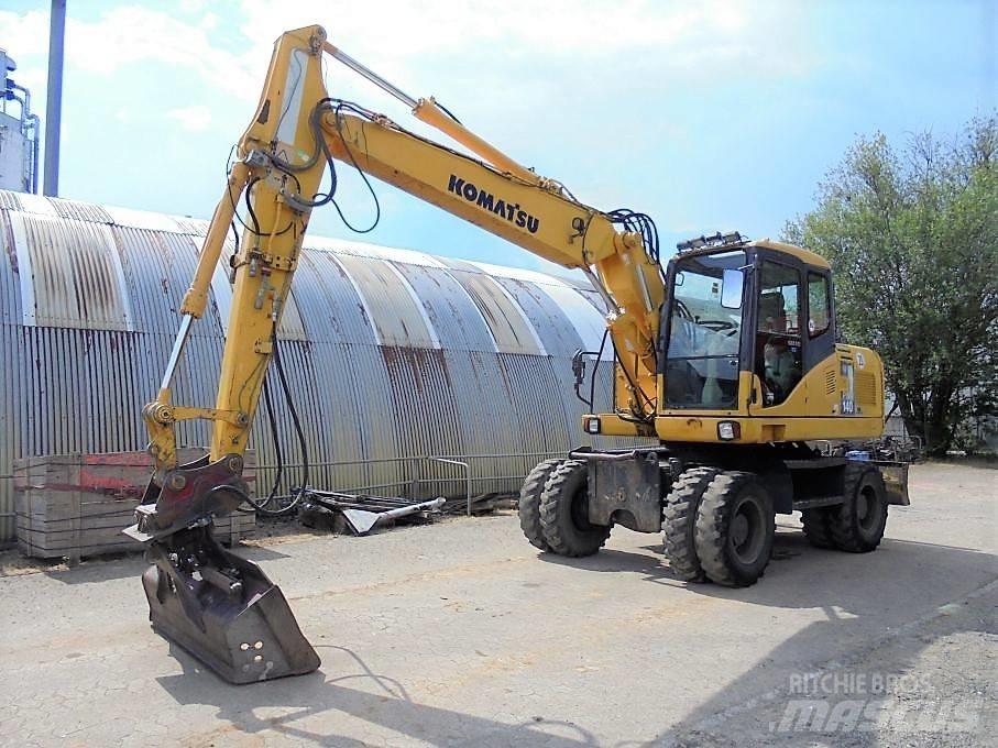 Komatsu PW 140-7 Lastik tekerli ekskavatörler