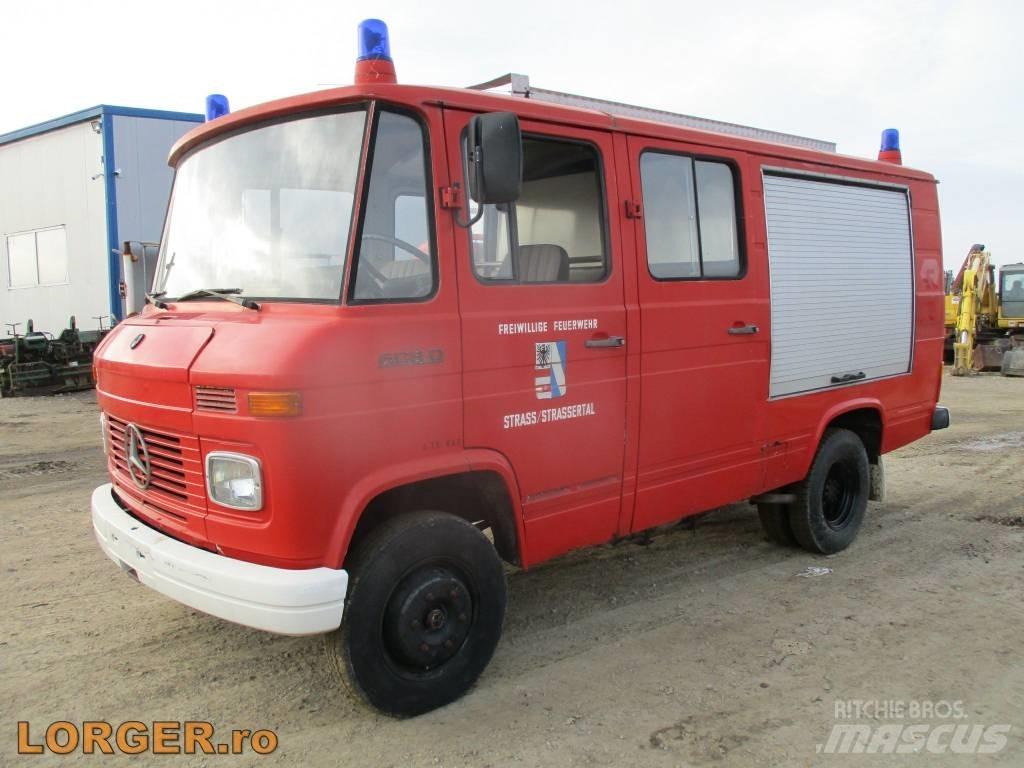 Mercedes-Benz 608 D Kapali kasa kamyonlar