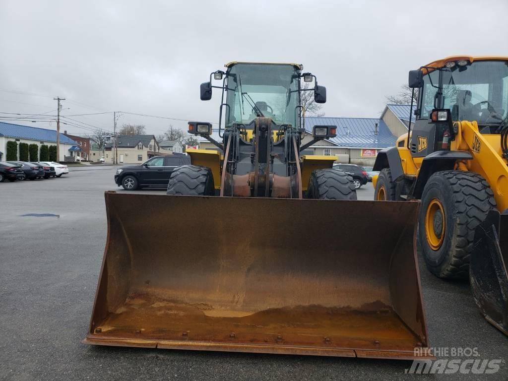 Komatsu WA 200 Tekerlekli yükleyiciler