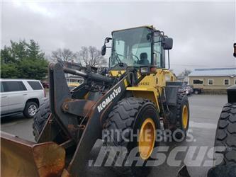 Komatsu WA 200 Tekerlekli yükleyiciler