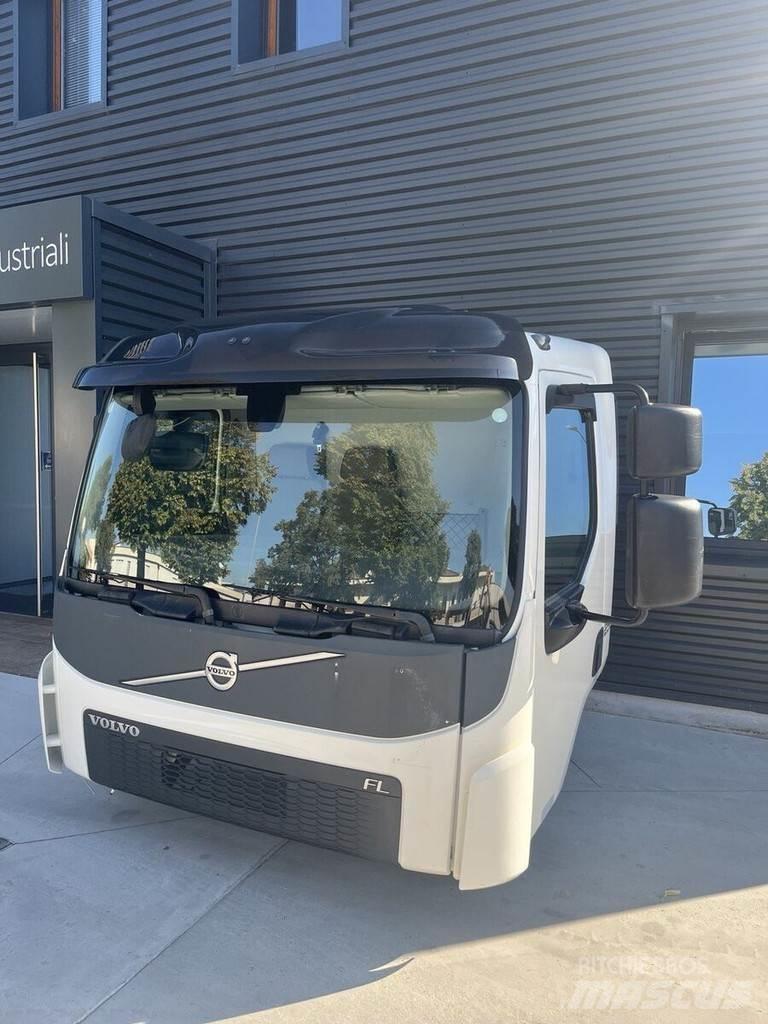 Volvo Day Cab Kabinler