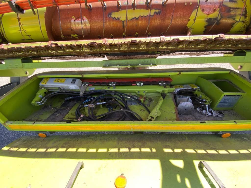 CLAAS Lexion 670 Biçerdöverler