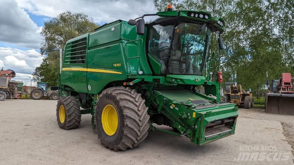 John Deere T 670 i Biçerdöverler