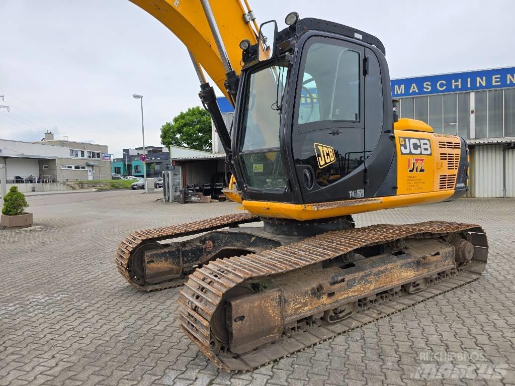 JCB JS 220 N LC Paletli ekskavatörler