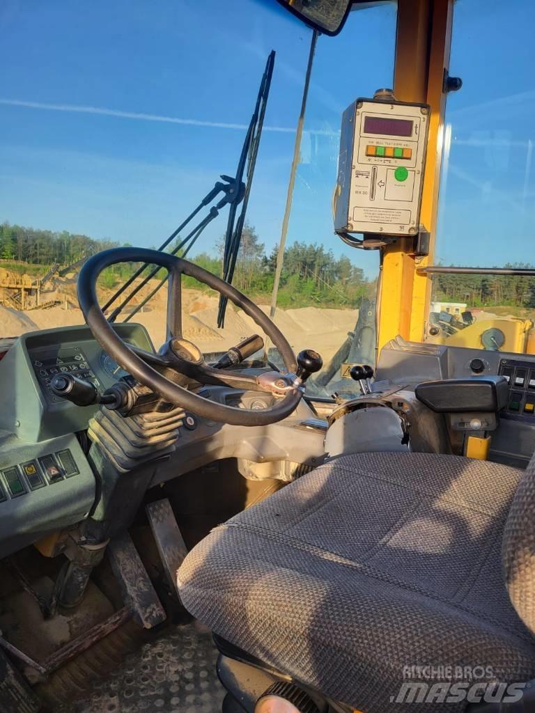 Volvo L180C Tekerlekli yükleyiciler