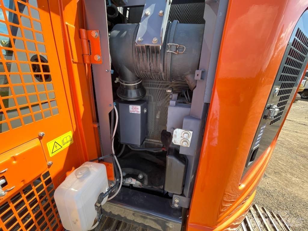 Hitachi ZX 135 US-6 Paletli ekskavatörler