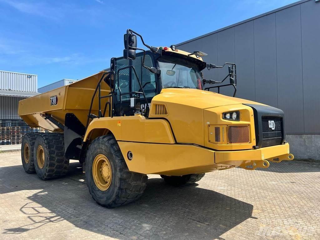 CAT 730 Yol disi kaya kamyonu
