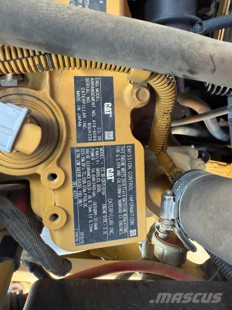 CAT 906M  1831h Tekerlekli yükleyiciler