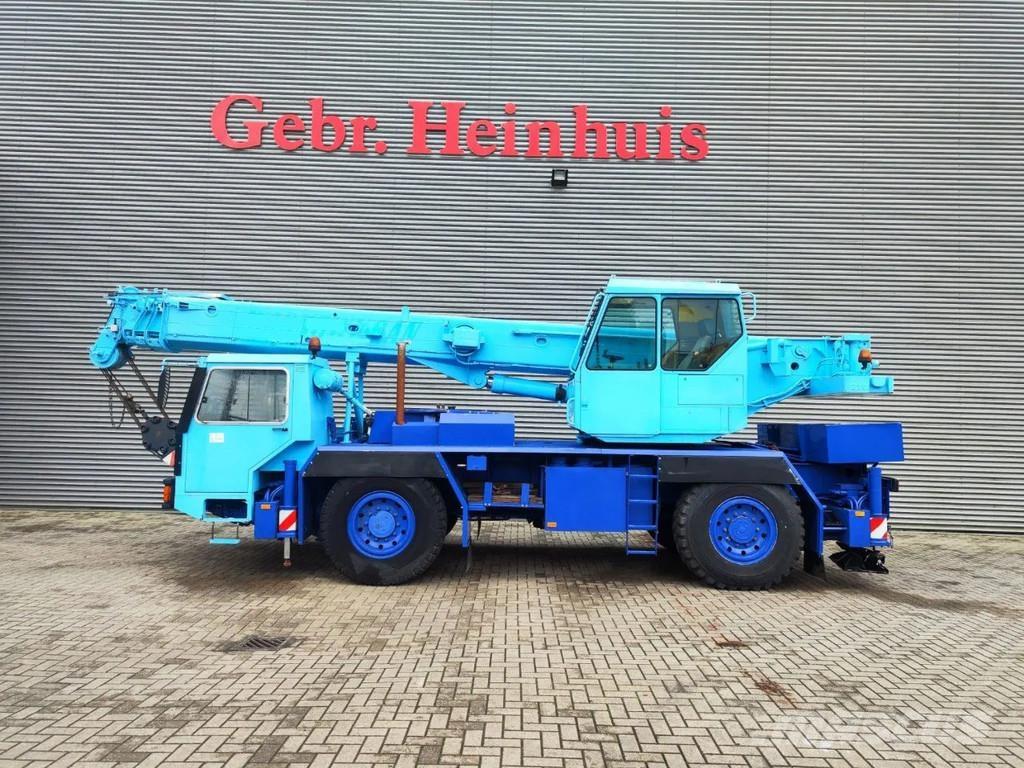 Liebherr LTM 1025 Yol-Arazi Tipi Vinçler (AT)