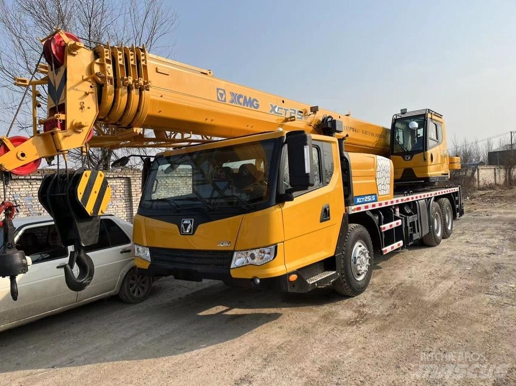XCMG QY25KA Yol-Arazi Tipi Vinçler (AT)