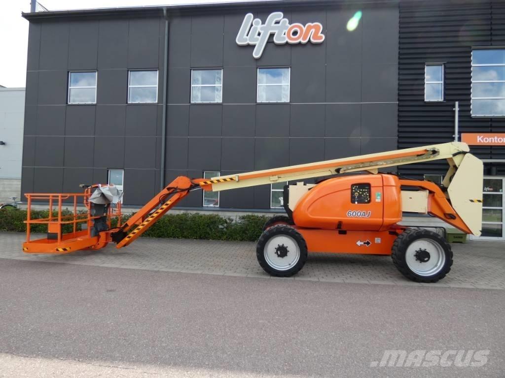 JLG 600 AJ Bomlift Körüklü personel platformları