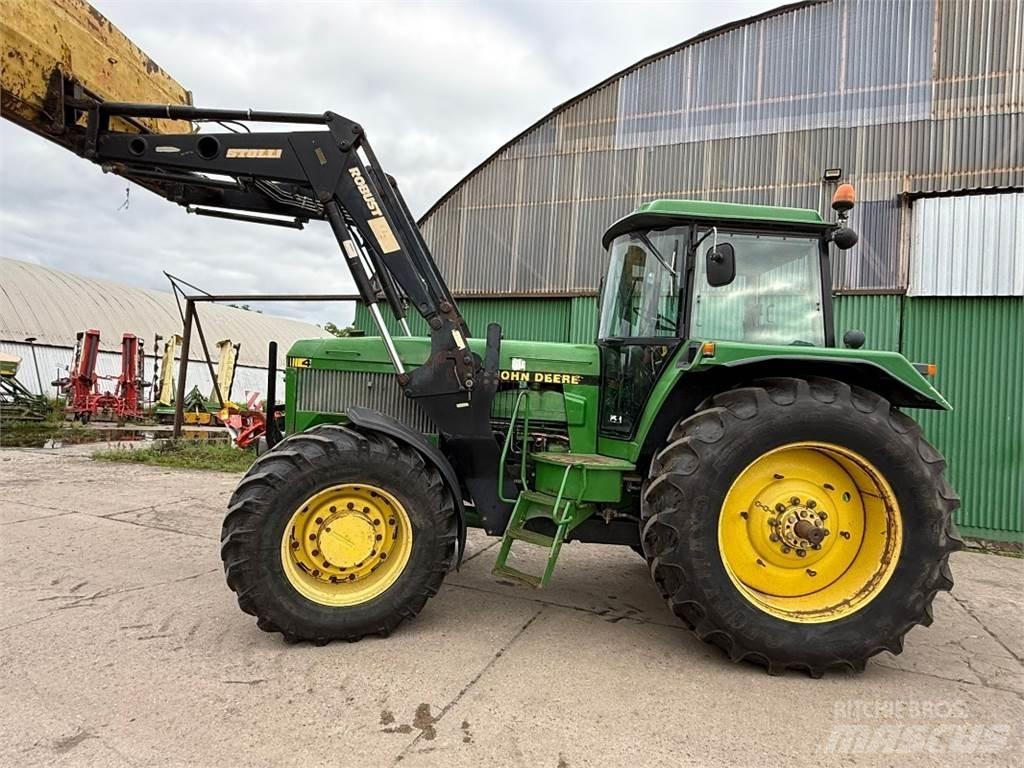 John Deere 4755 Traktörler