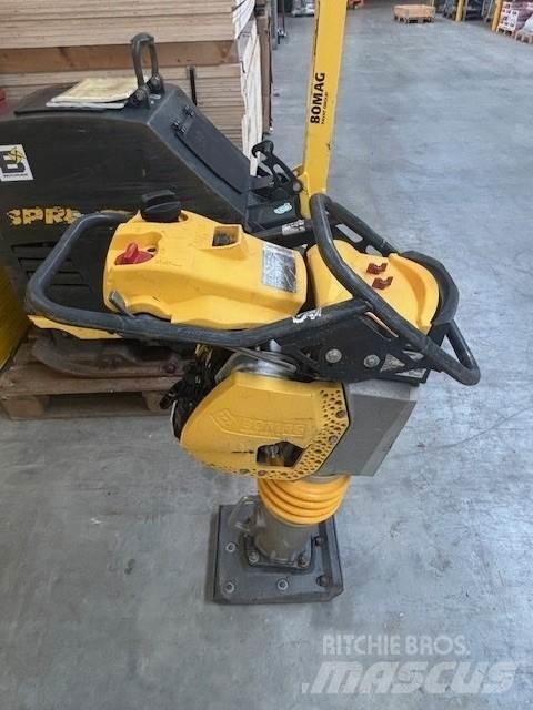 Bomag BT65 Kompaktörler