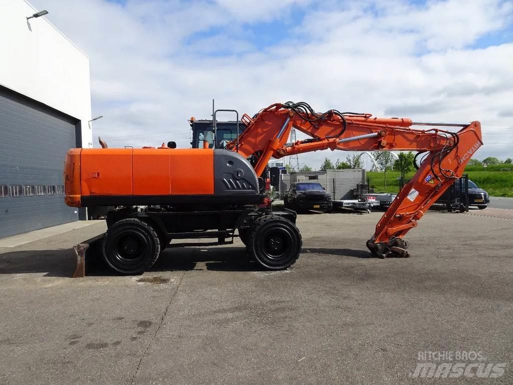 Hitachi ZX210W-3 Lastik tekerli ekskavatörler