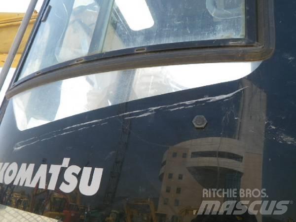 Komatsu PC158US-2 Paletli ekskavatörler