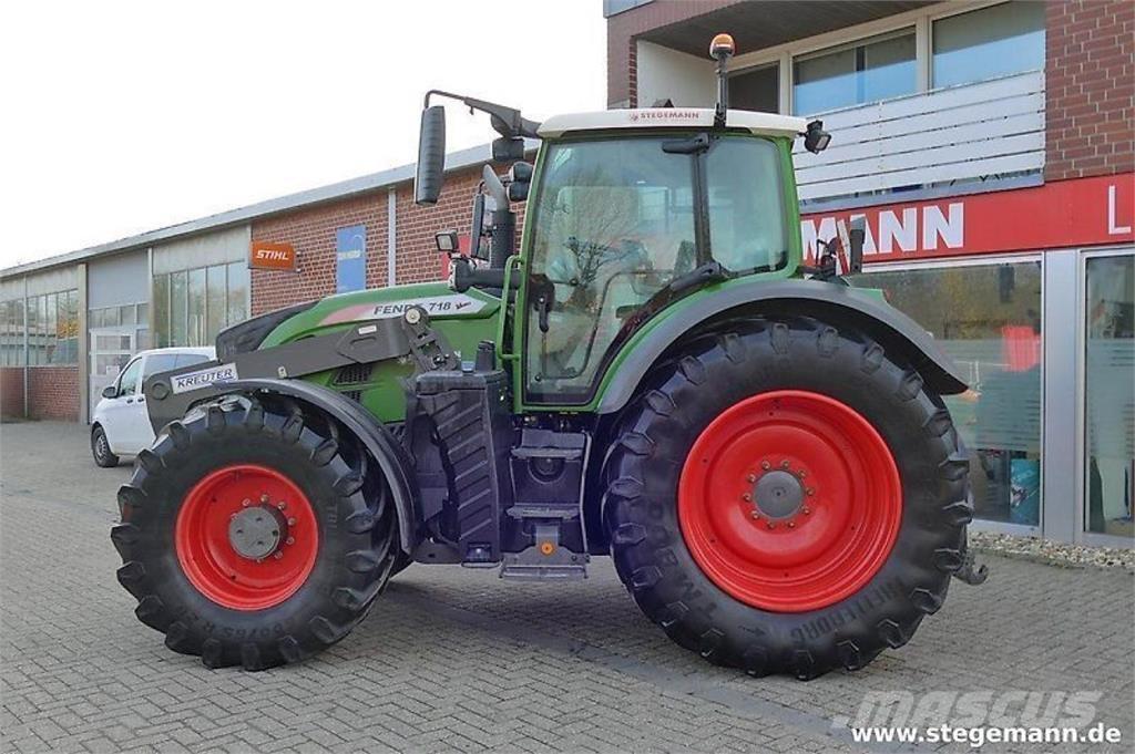 Fendt 718 vario s4 Traktörler
