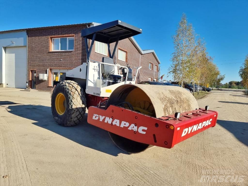 Dynapac CA 2500 Tek tamburlu silindirler